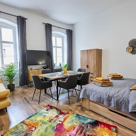 Varfal Apartman Sopron Bagian luar foto